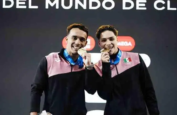 Oro mexicano en clavados