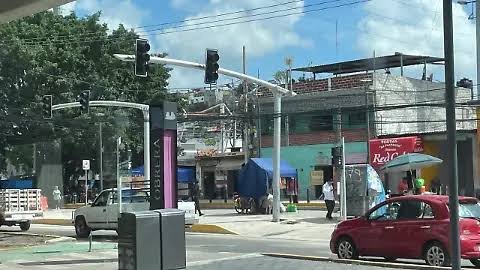 Reporta Secretaría de Movilidad fallas en semáforos de la capital; trabajan en reparación