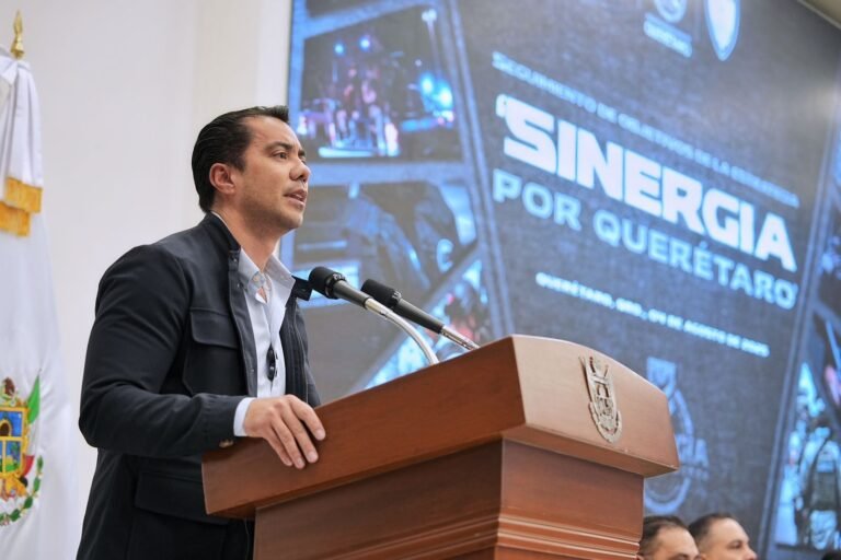 Felifer Macías reafirma su compromiso en reunión clave de “Sinergia por Querétaro”