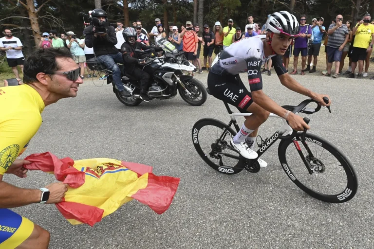 Isaac del Toro conquista el Giro de Emilia y firma su victoria 14 de la temporada