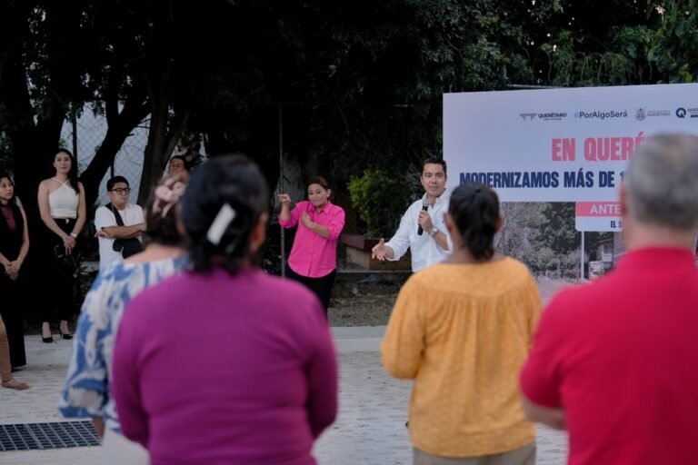 Asiste Felifer Macías a entrega de modernización vial en El Sillar
