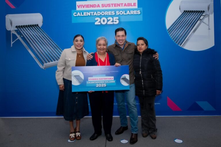 Cerca de 500 familias en el marqués son beneficiadas con calentadores solares: Rodrigo Monsalvo