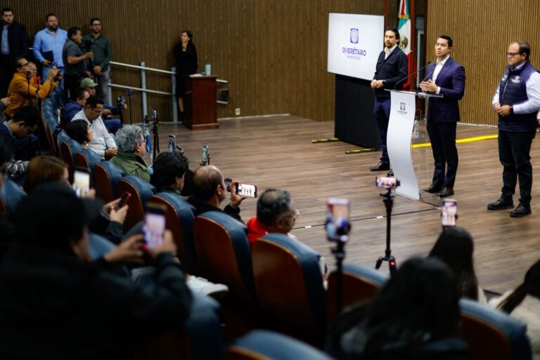 Reitera Felifer Macías que plazas y calles del Centro Histórico son para el disfrute de las familias y visitantes