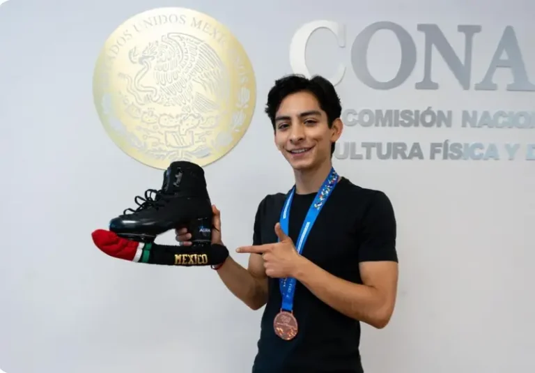 Donovan Carrillo viaja a Georgia para su primera competencia previa a Milán Cortina 2026