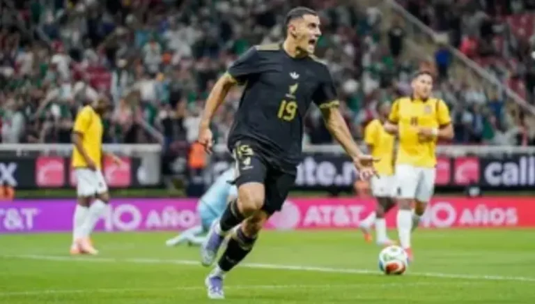 México mejoró ante Ecuador, pero no le alcanzó para ganar