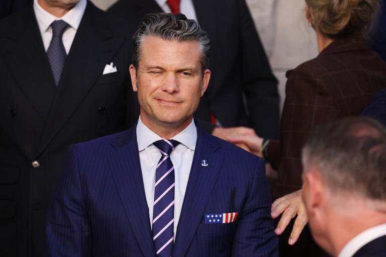 EU destruye otras 2 embarcaciones de “narcoterroristas” en el océano Pacífico; hay 6 muertos