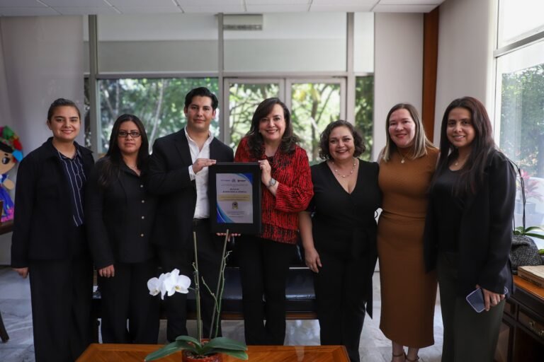 Certifican a la UAQ en Ecoeficiencia Hídrica