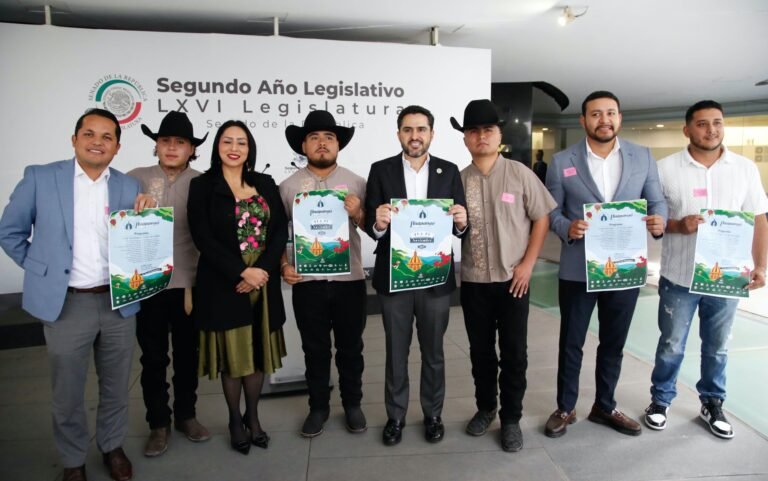 Presentan en el Senado el Festival de Huapango de Ahuacatlán de Guadalupe