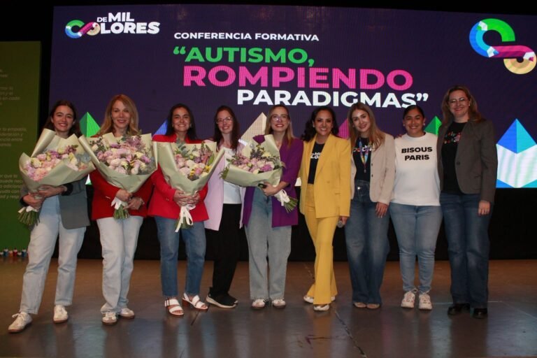 “Autismo, rompiendo paradigmas” evento formativo del subprograma de “De Mil Colores”