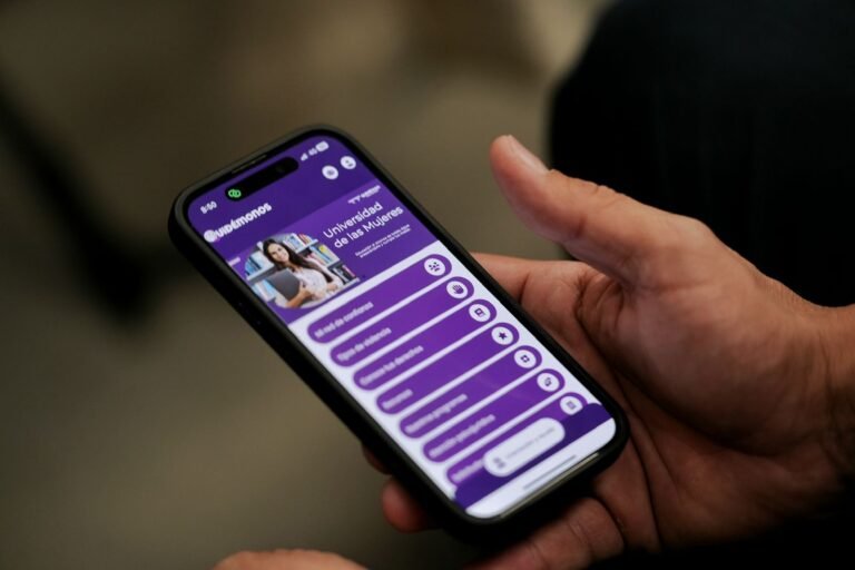 Es presentada “Quidémonos”, la nueva aplicación impulsada por Felifer Macías