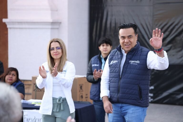 SEDESOQ entrega apoyos del Programa Coinversión Social