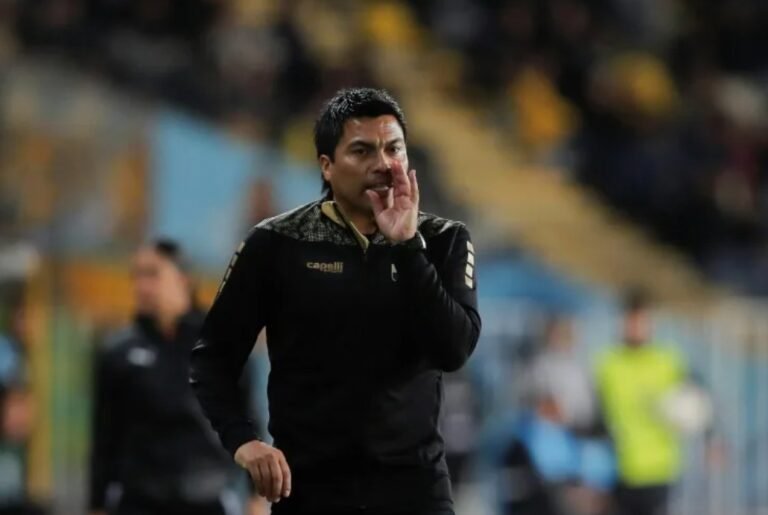 El chileno Esteban González, nuevo DT del Querétaro tras ser campeón con Coquimbo Unido