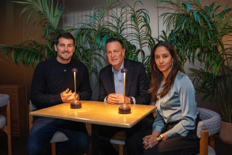 Extiende Mauricio Kuri invitación a Iker Casillas para participar en el Congreso del Deporte 2026