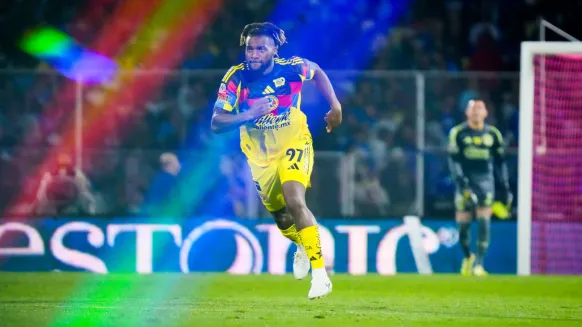 ¿Se viene la 17? Saint-Maximin invita a jugadores franceses a Coapa y América se ilusiona