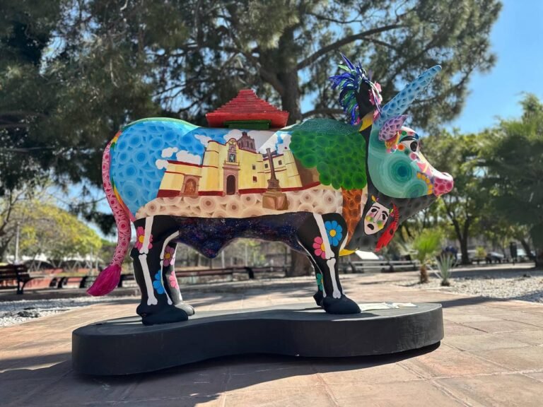 Inauguran la muestra Buey de Arte y Tradición en el CEART