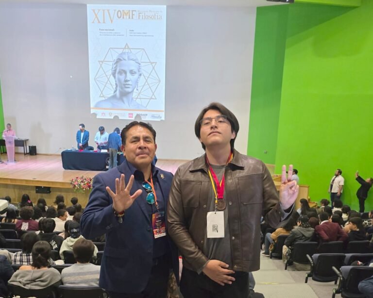 Estudiante de COBAQ destaca en Olimpiada Mexicana de Filosofía