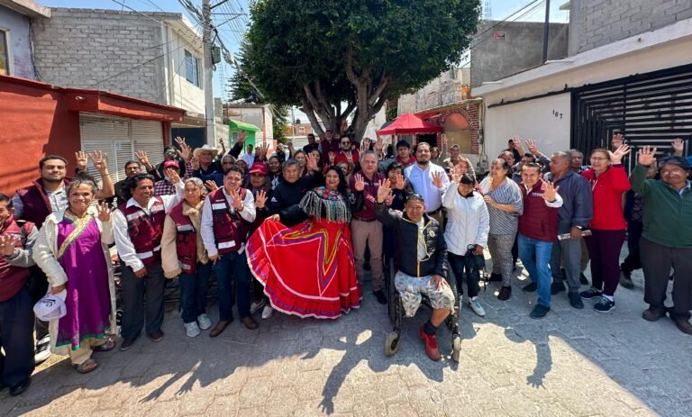 Santiago Nieto se reúne con vecinos del Tintero; invita a construir un Querétaro con mejor movilidad para todos