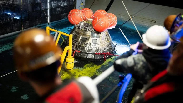 Luego de Artemis II, la NASA recurre a Musk y Bezos para alunizar