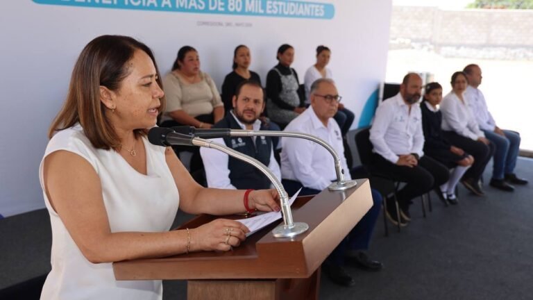 Entrega SEDIF nueva Aula Cocina y su equipamiento en Corregidora
