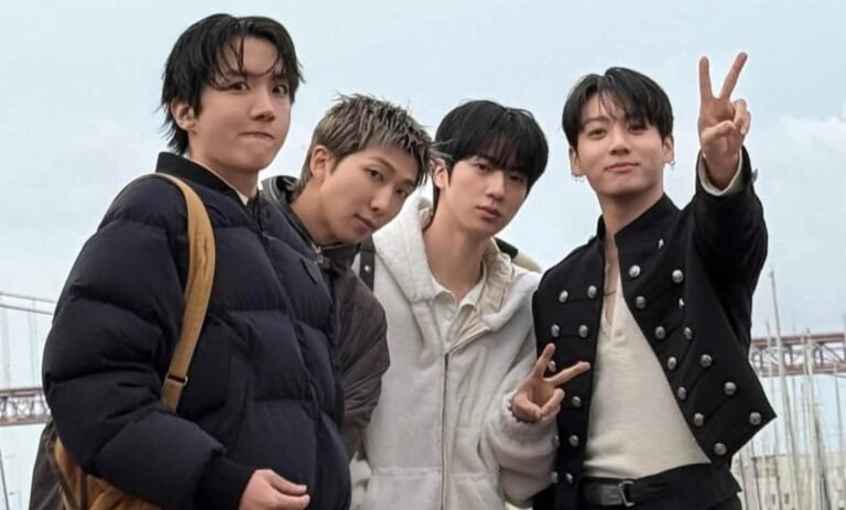 Causan furor BTS durante función de lucha libre en la Arena de México