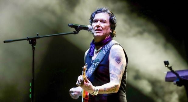 Caifanes respalda a madres buscadoras en el Palacio de los Deportes