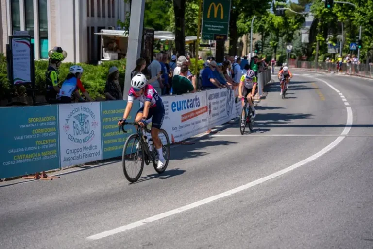 A.R. Monex mantiene paso firme en Europa con destacadas actuaciones femeniles en Italia
