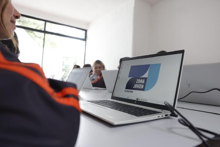 Impulsan oportunidades para las juventudes con nueva Zona Joven en Huimilpan