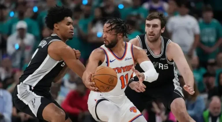 ¡Siguen invictos! Knicks vienen de atrás y vencen a los Spurs en el Juego 1 de las NBA Finals