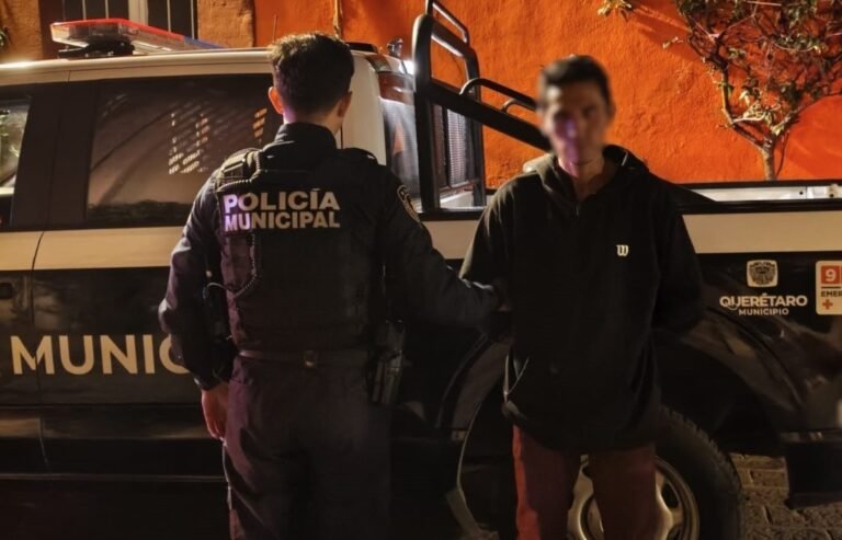 Masculino detenido por el delito de robo en la colonia Centro