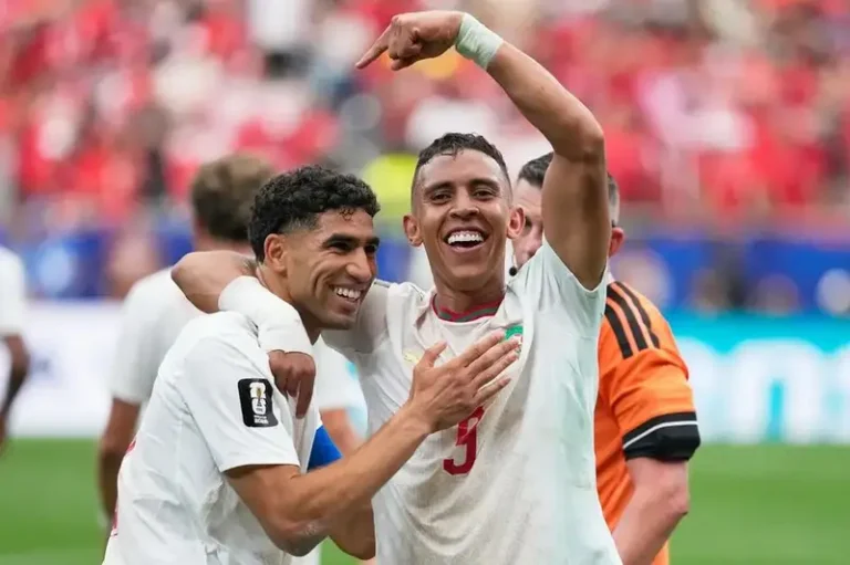 Marruecos derrota a Canadá y asegura su lugar en los cuartos de final del Mundial