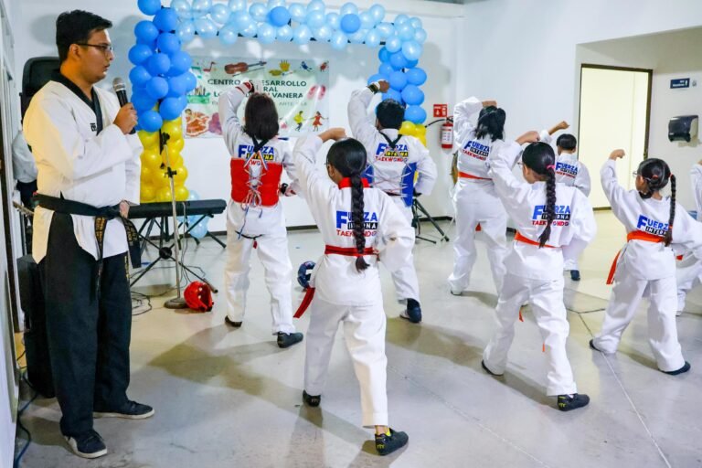 Más de 2 mil personas participaron en los talleres de los Centros de Desarrollo Cultural de Corregidora