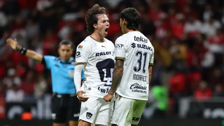 ¡Pumas sobrevive al infierno! Universidad Nacional vence a Toluca, la primera victoria de Esteban Solari al mando