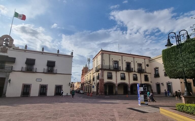 Inicia vacaciones de trabajadores del Poder Ejecutivo