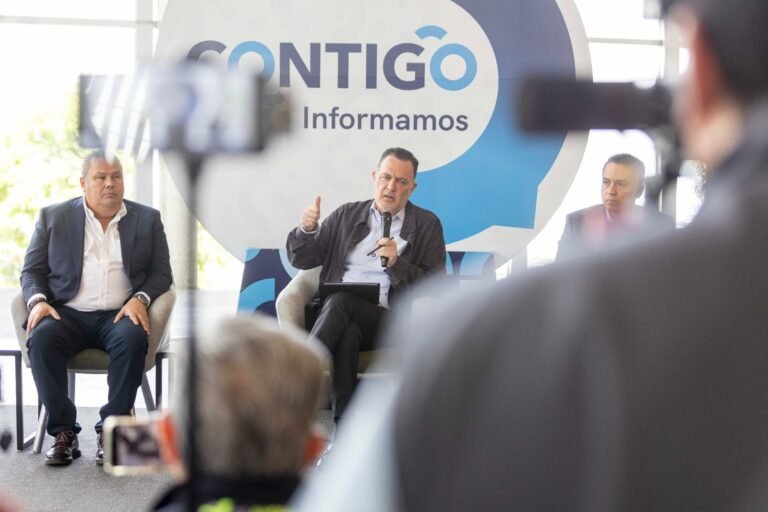 Suma Querétaro nuevas alternativas de traslado con inDrive y 711 concesiones de QroTAXI