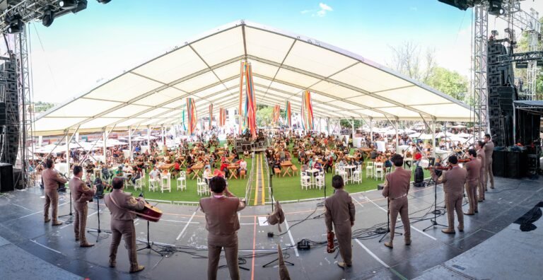 Sigue la Fiesta este Domingo en Plaza Sendero con el Festival Xönthe 2026 ” La Vendimia del Valle de Colón”