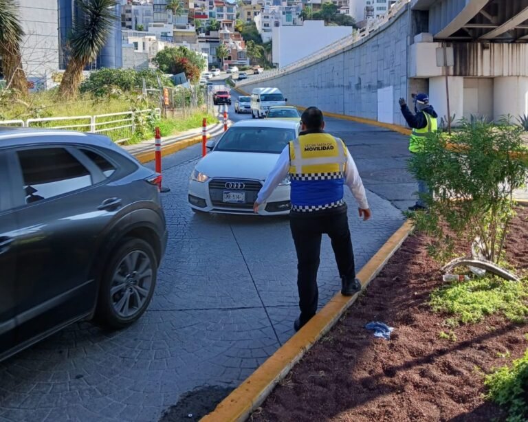 Ajustes viales en Prol. Constituyentes ante cierres por obras en la carretera 57