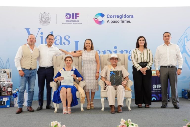 En Corregidora celebran a las personas adultas mayores y se refrenda compromiso con ellos