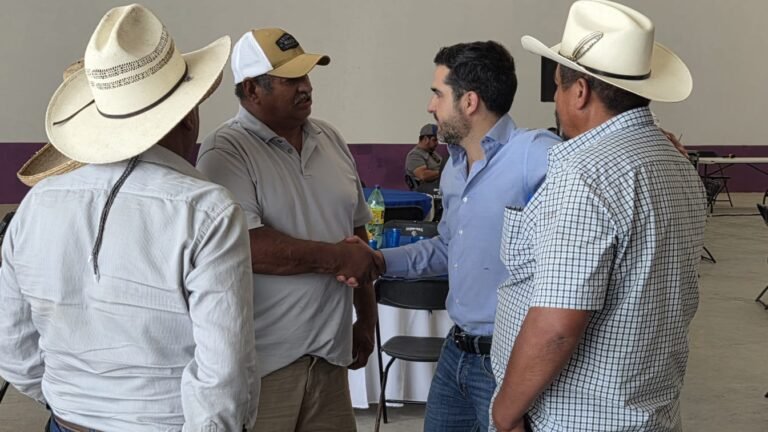 Sin colores, trabajemos por el buen uso del agua y la productividad del campo: Agustín Dorantes