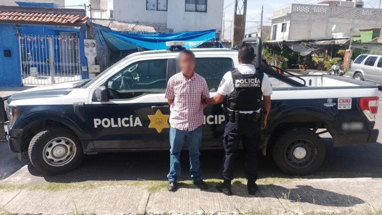 SSPMQ detiene a masculino en la colonia La Loma por violencia familiar