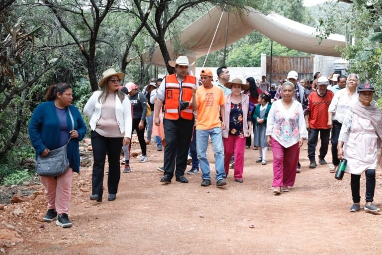 Arranca Gaspar Trueba Obra Urbana que Beneficiará a Estudiantes de El Mezote