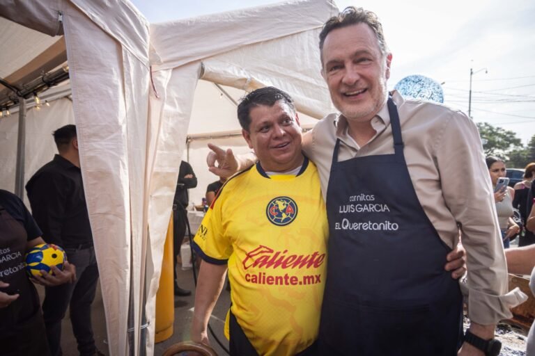 Participa Gobernador en el 62 aniversario del Mercado Escobedo