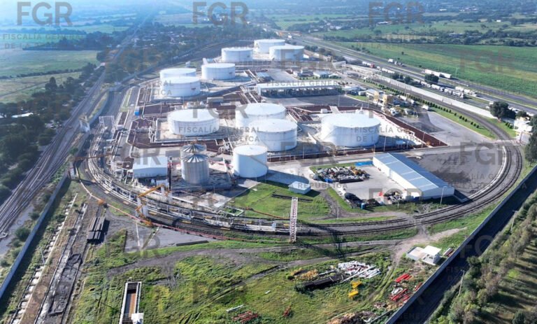 Investiga FGR hallazgo de 59 millones de litros de hidrocarburo