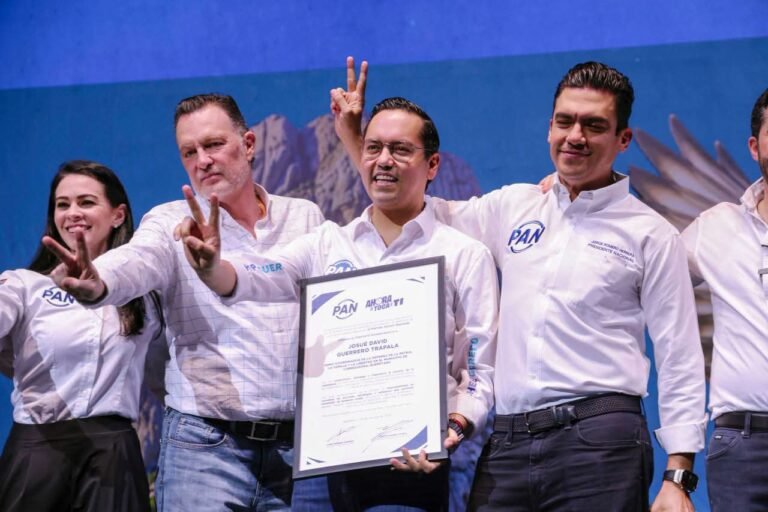Chepe Guerrero por la Defensa de la Patria, la Familia y la Libertad en Corregidora