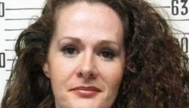 Sobrevive Christa Pike a 2 dosis de inyección letal y la hospitalizan