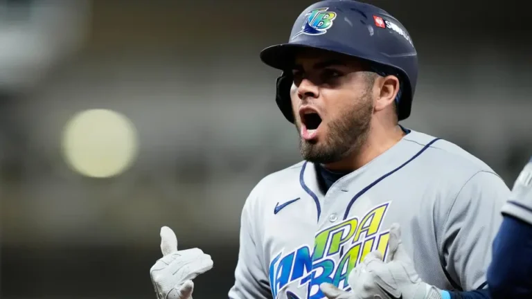 “Somos un equipo único”: Jonathan Aranda va por la gloria en la Serie Mundial con los Tampa Bay Rays