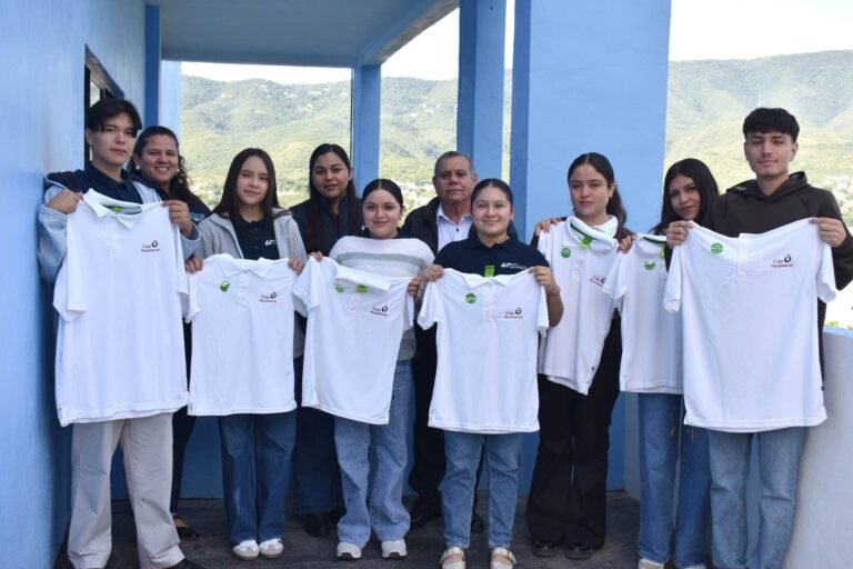 Integran a estudiantes de la UT San Juan al Modelo Dual