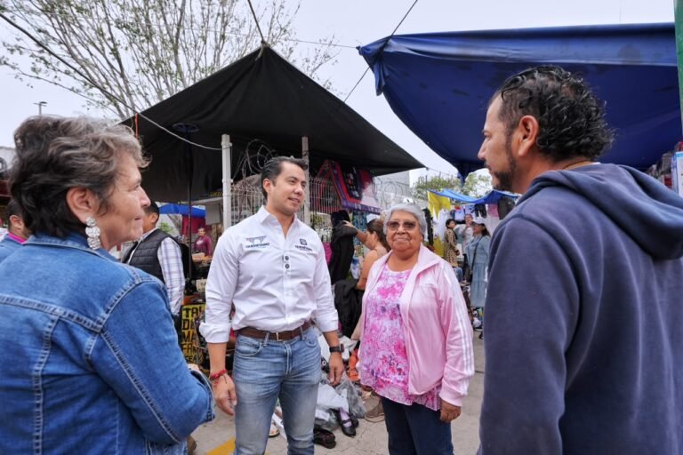 Visita Felifer Macías el Mercado 4 de Marzo para respaldar la economía local